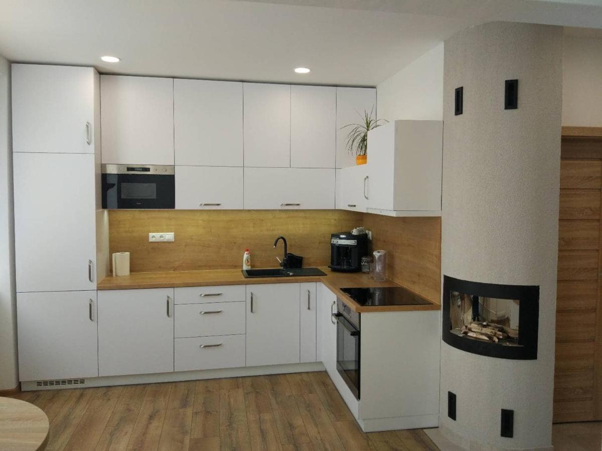 Moderny Apartman S Krbom A Klimatizaciou Prešov Dış mekan fotoğraf